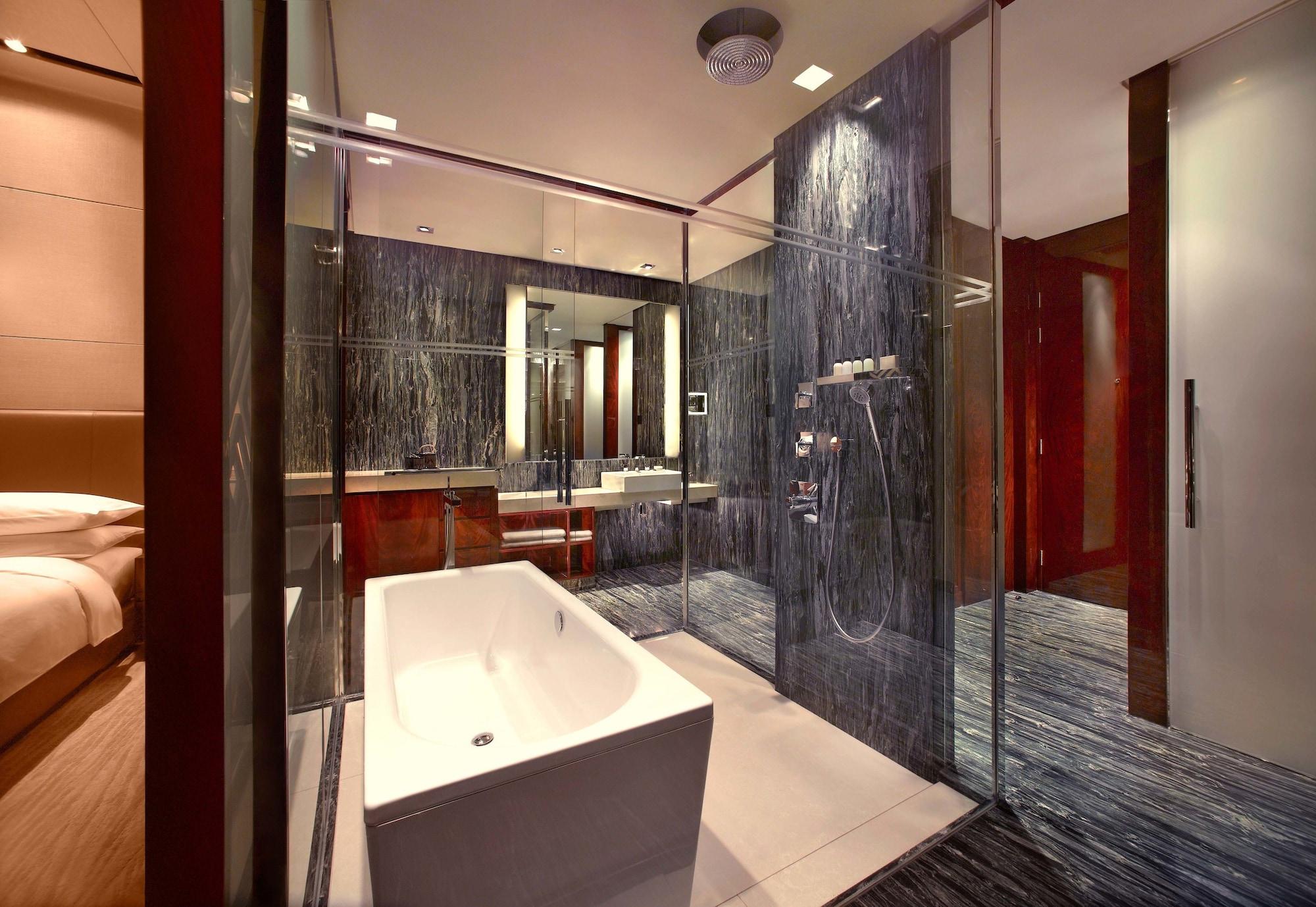 Отель Grand Hyatt Шэньчжэнь Экстерьер фото