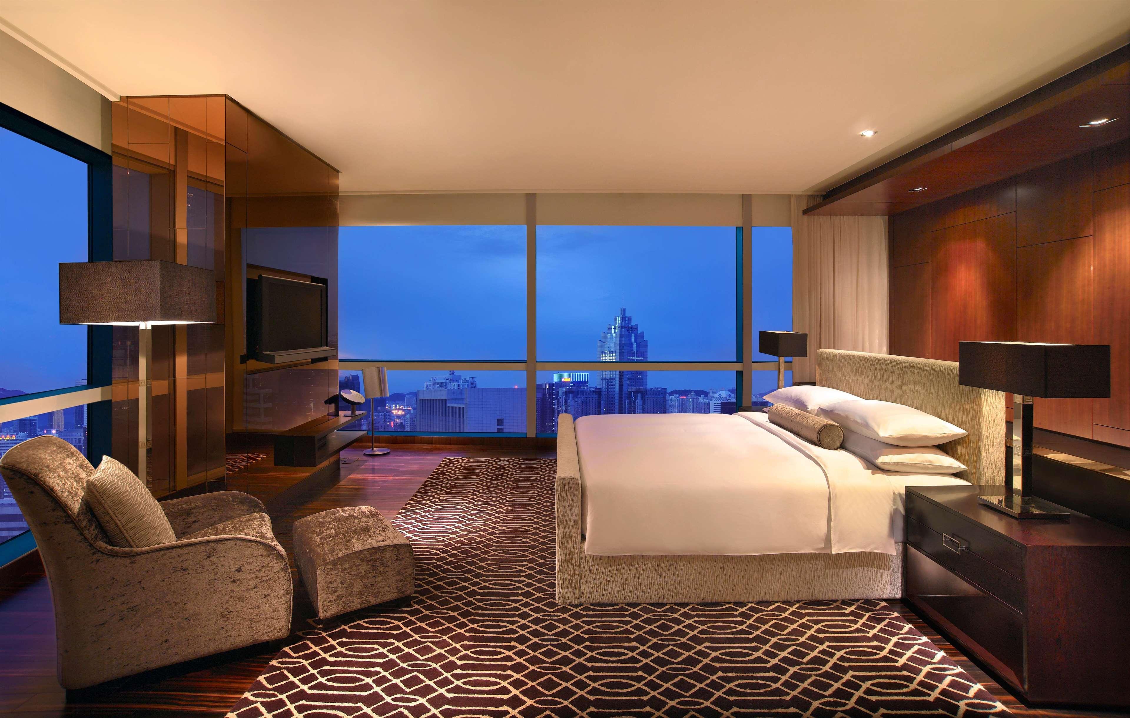 Отель Grand Hyatt Шэньчжэнь Номер фото